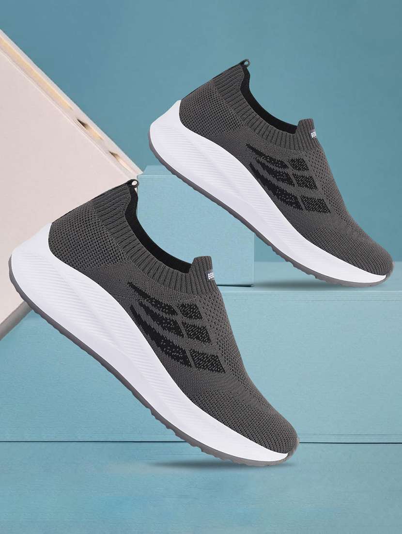 men grey slip on sport shoe