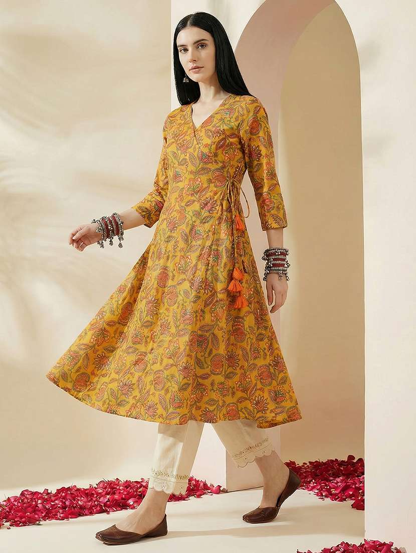 women floral three quarter sleeve angrakha kurta