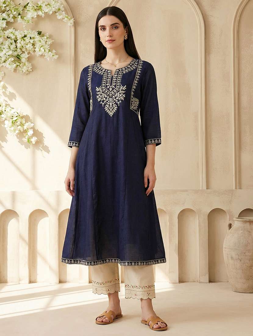 women solid with work three quarter sleeve a-line kurta