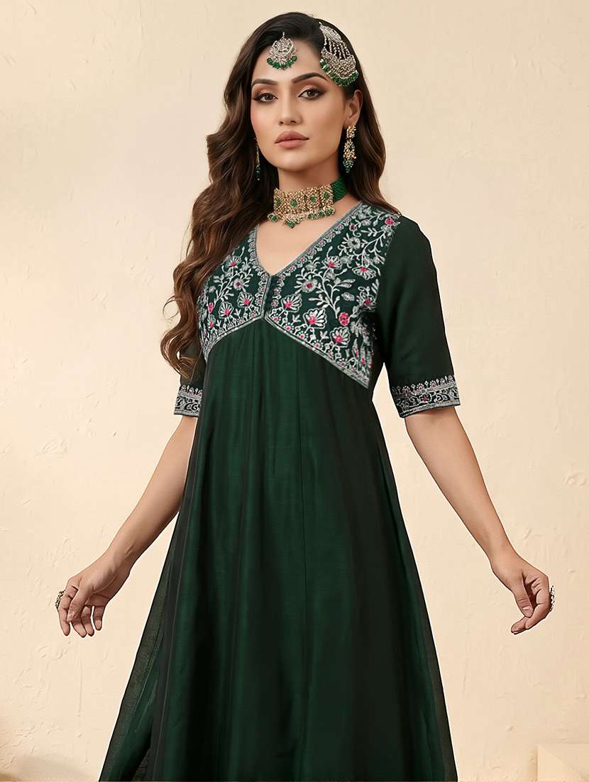 women solid with work short sleeve a-line kurta - 22310500 -  Standard Image - 3