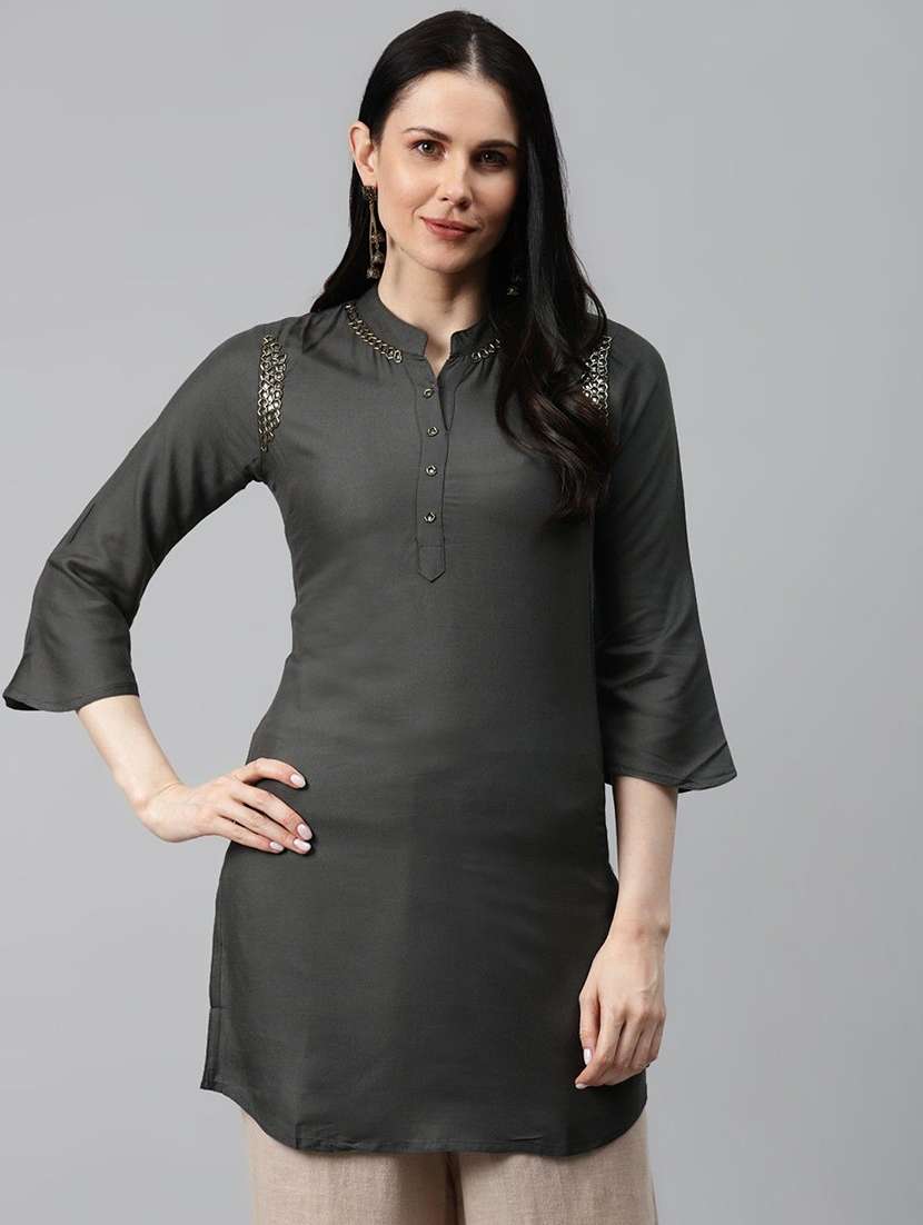 women solid three quarter sleeve straight kurti