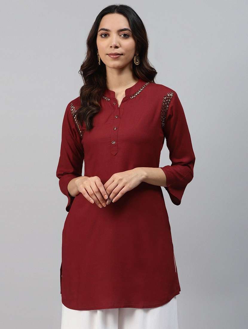 women solid three quarter sleeve straight kurti