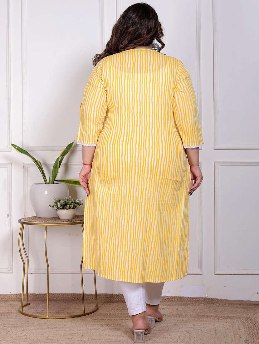 women plus size printed three quarter sleeve straight kurta - 22310928 -  Standard Image - 3