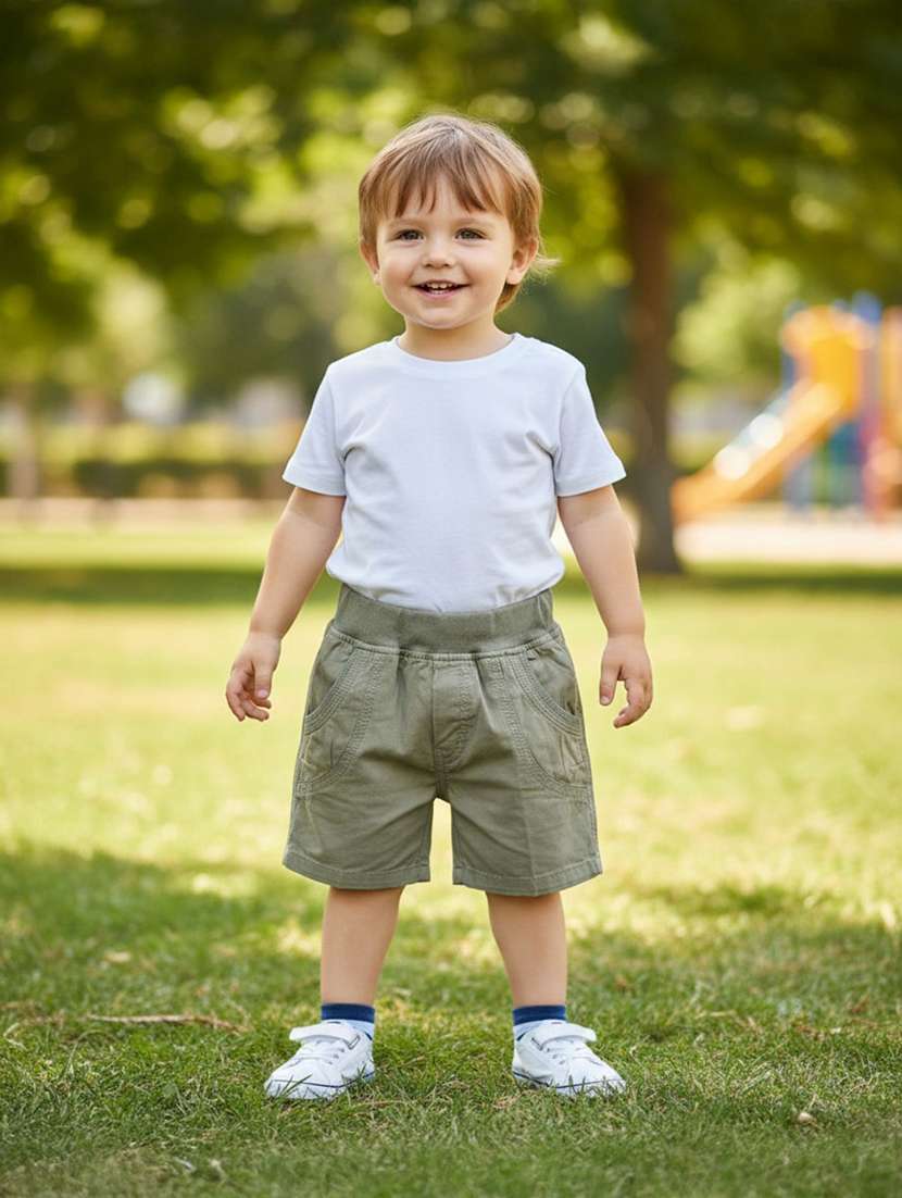 boys solid mid rise regular fit shorts