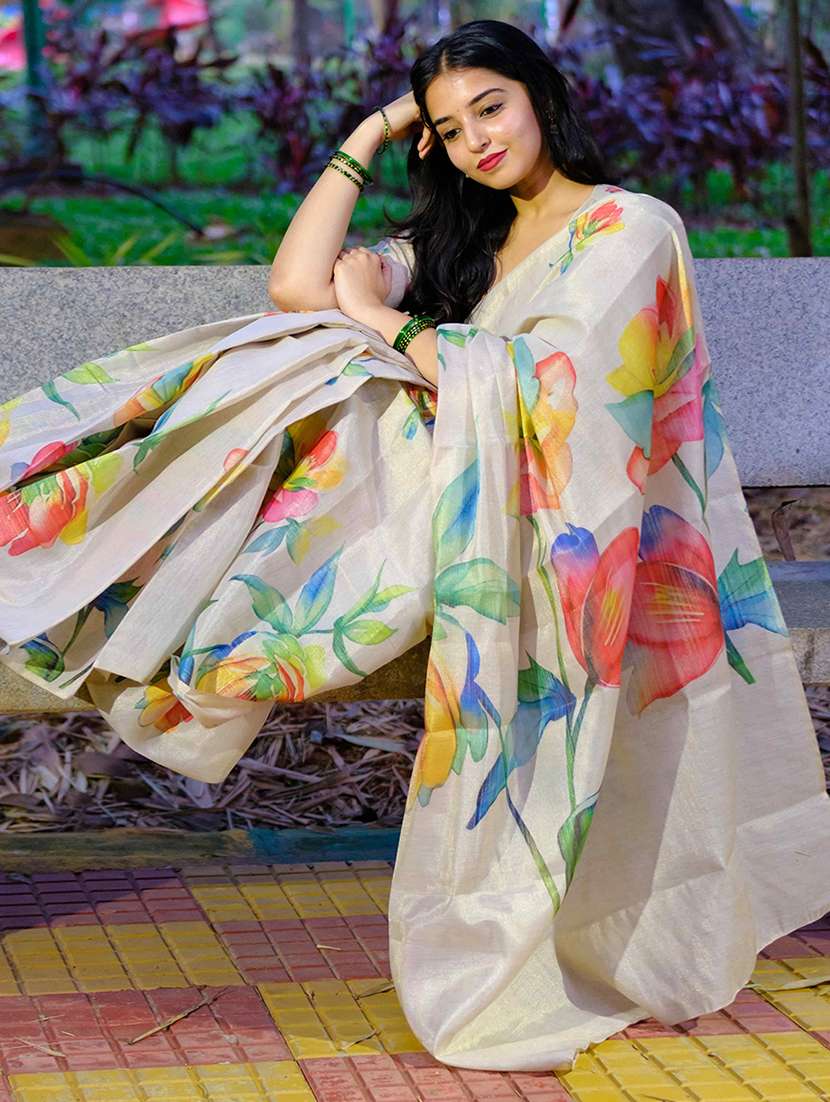 women floral printed saree with blouse - 22312152 -  Standard Image - 3