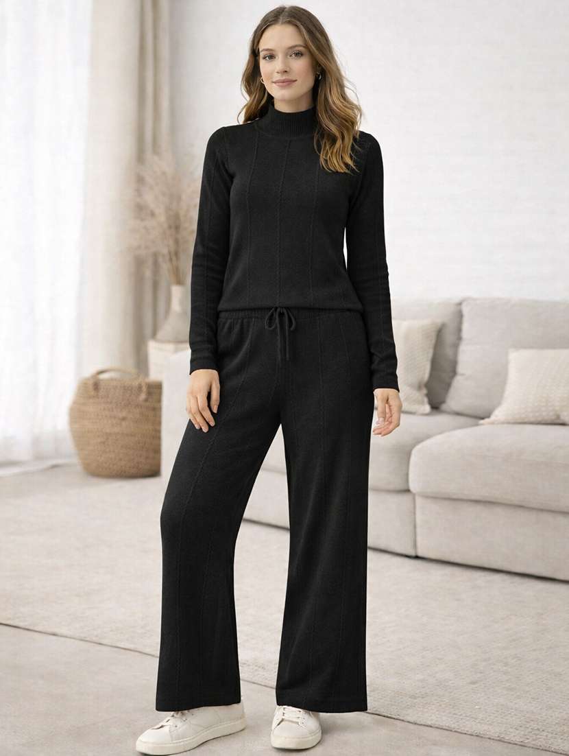 women solid winter wear co-ord set
