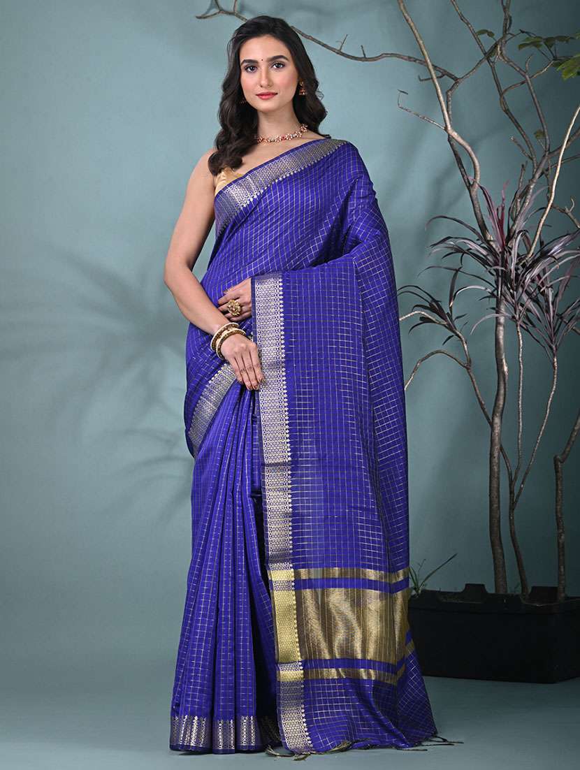 women checkered bordered saree with blouse