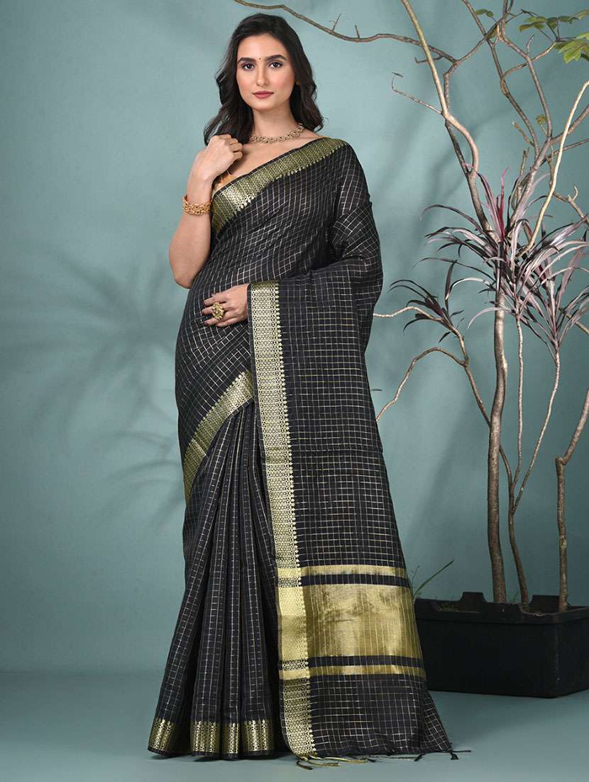 women checkered bordered saree with blouse