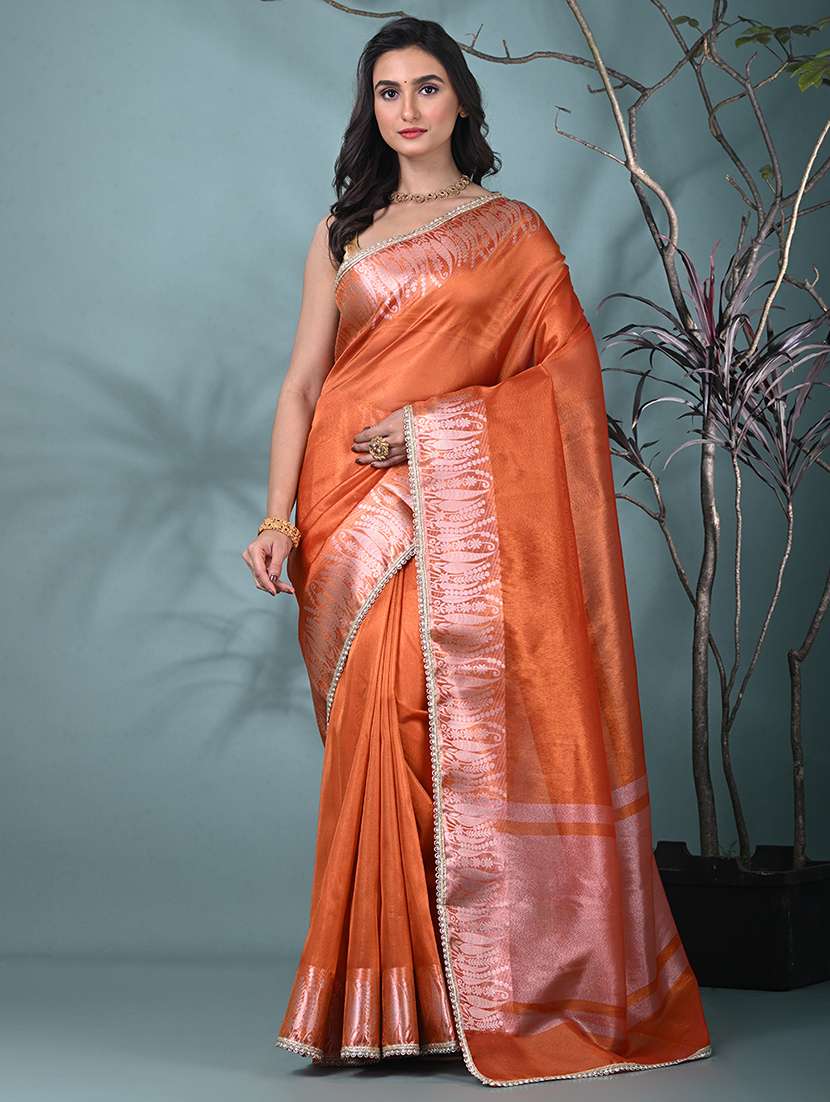 women solid with bordered saree with blouse