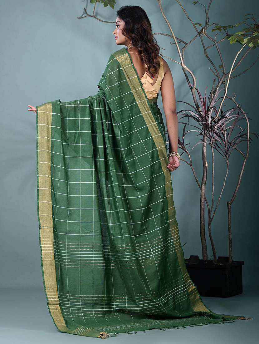women checkered bordered saree with blouse - 22312835 -  Standard Image - 3