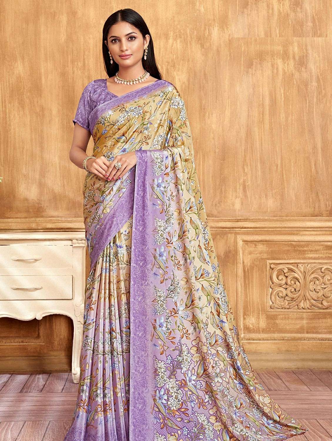 women printed casual wear saree with blouse