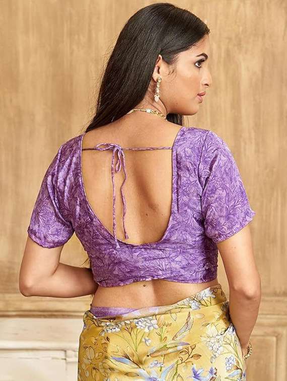 women printed casual wear saree with blouse - 22315792 -  Standard Image - 3