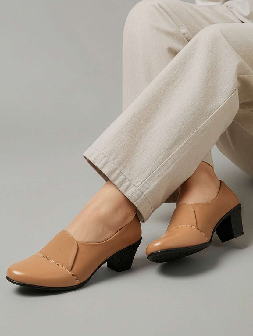 women solid slip on sandal - 22316192 -  Standard Image - 3