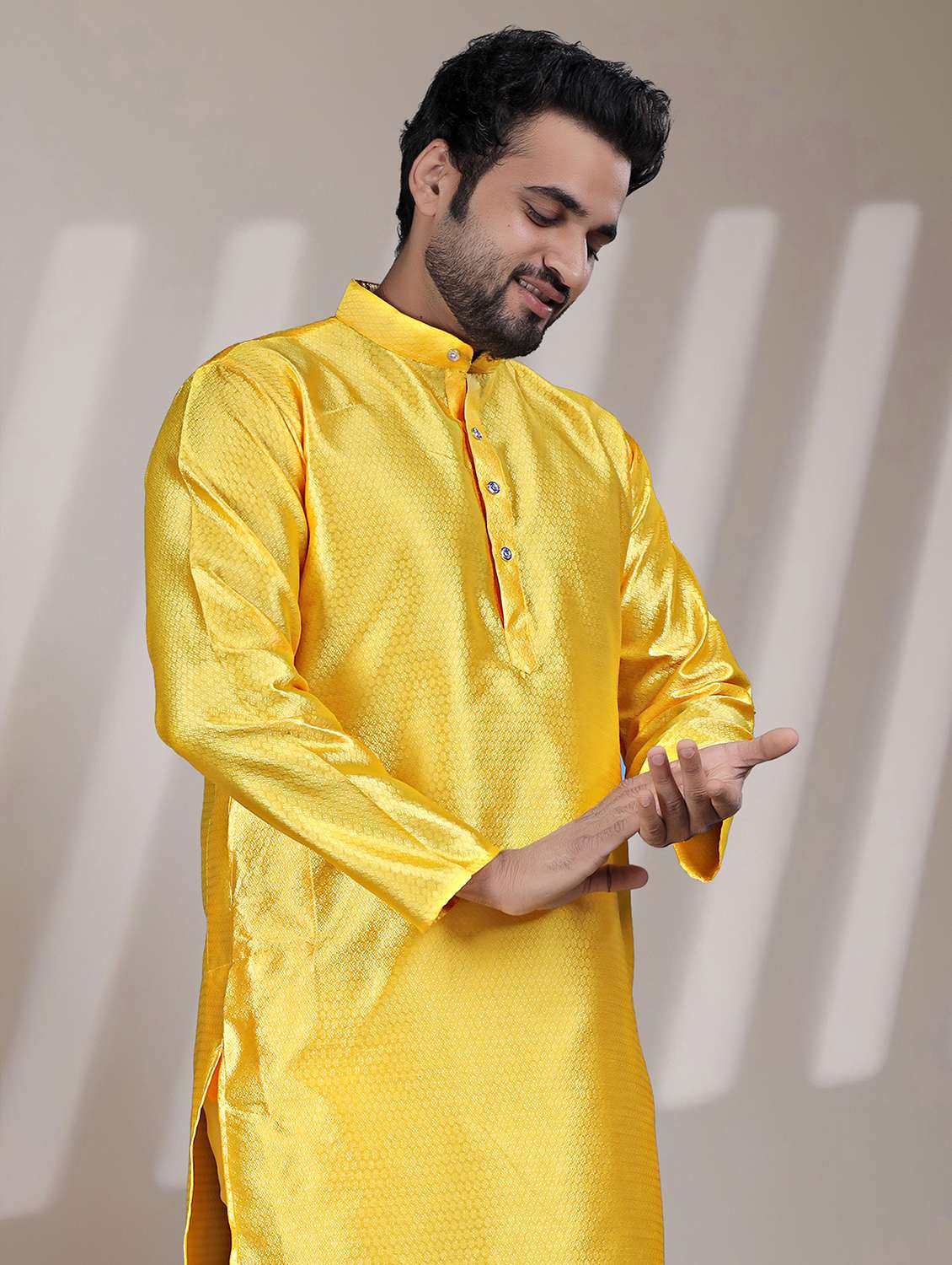men self design mandarin neck long kurta - 22316243 -  Standard Image - 5