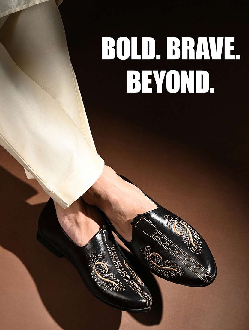 men black slip on mojari - 22316255 -  Standard Image - 3