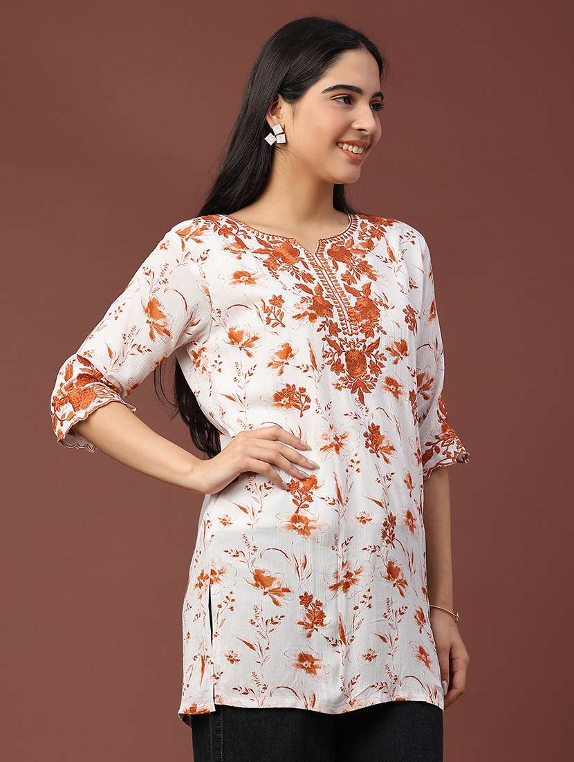 women floral three quarter sleeve straight kurti - 22316412 -  Standard Image - 3