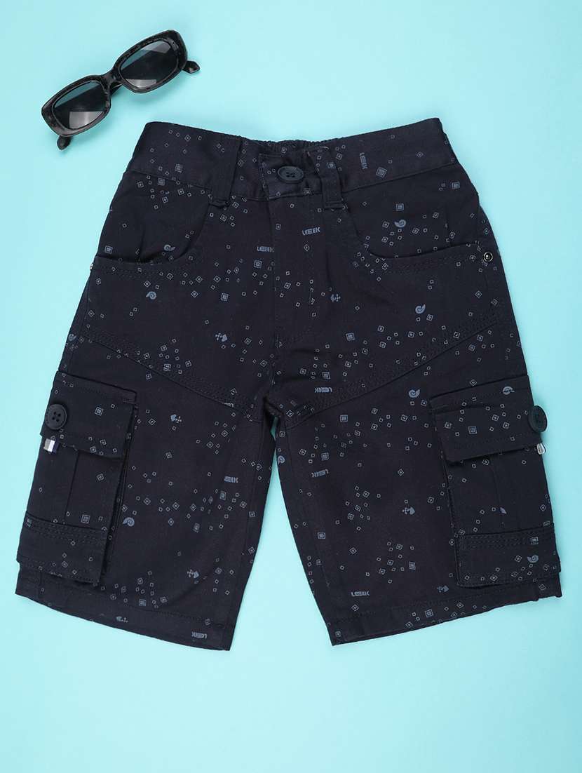 boys printed mid rise cargo shorts