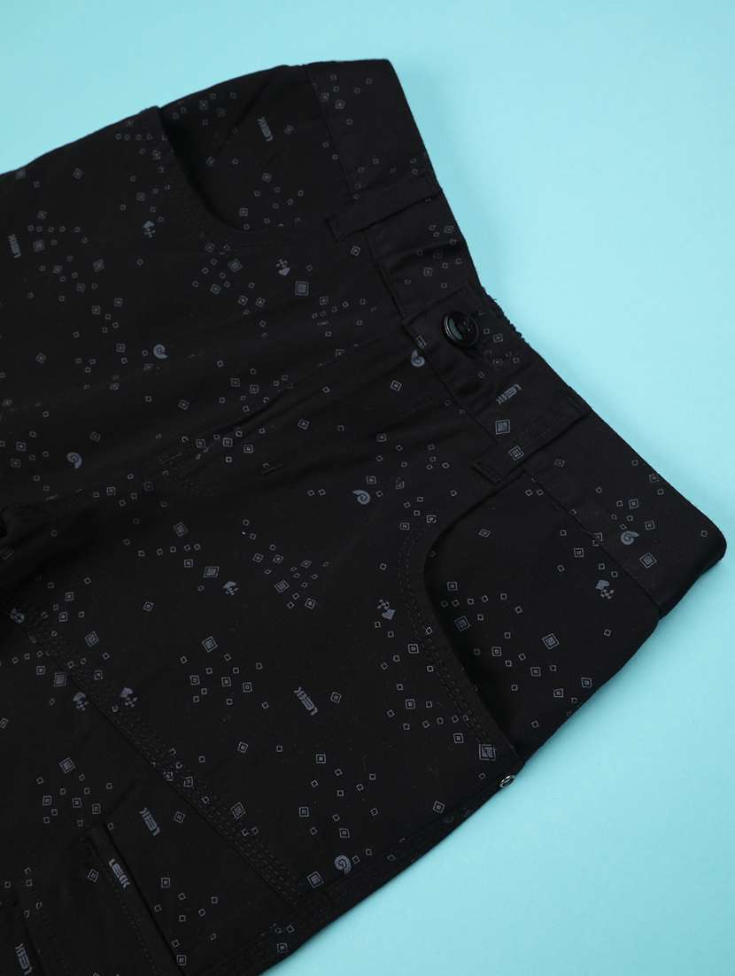 boys printed mid rise cargo shorts - 22316668 -  Standard Image - 3