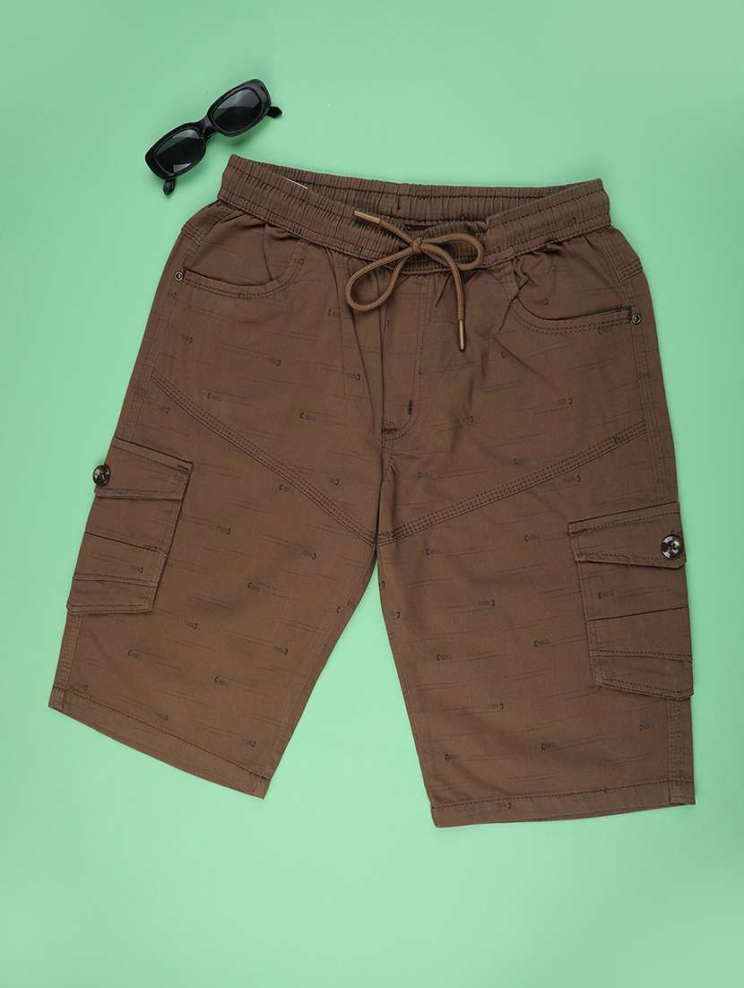 boys printed mid rise cargo shorts
