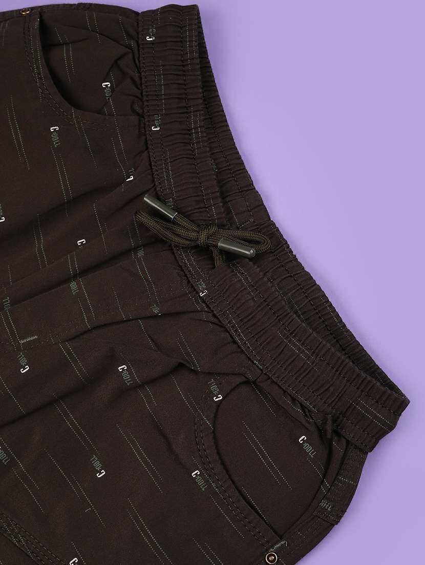 boys printed mid rise cargo shorts - 22316686 -  Standard Image - 3