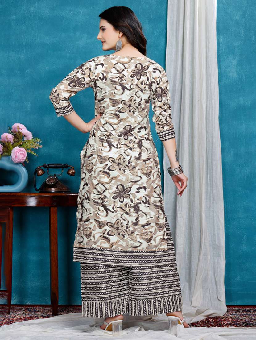 women printed three quarter sleeve kurta palazzo set - 22316762 -  Standard Image - 3