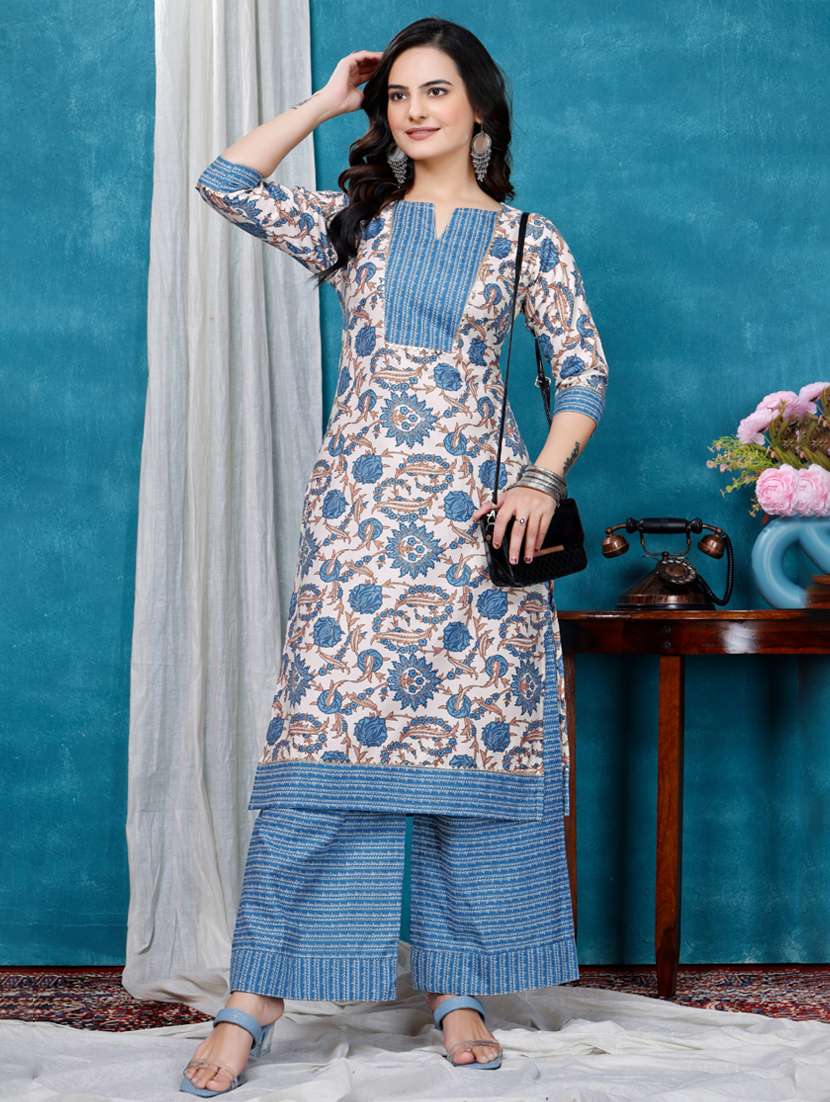 women printed three quarter sleeve kurta palazzo set