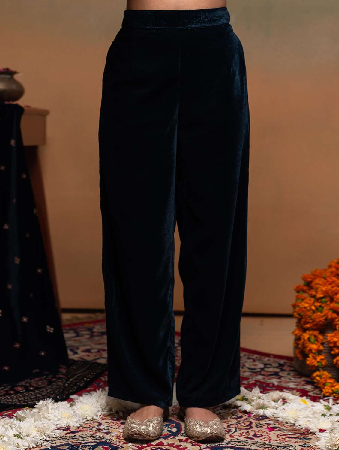 women solid with work mandarin neck kurta pant with dupatta set - 22316882 -  Standard Image - 5