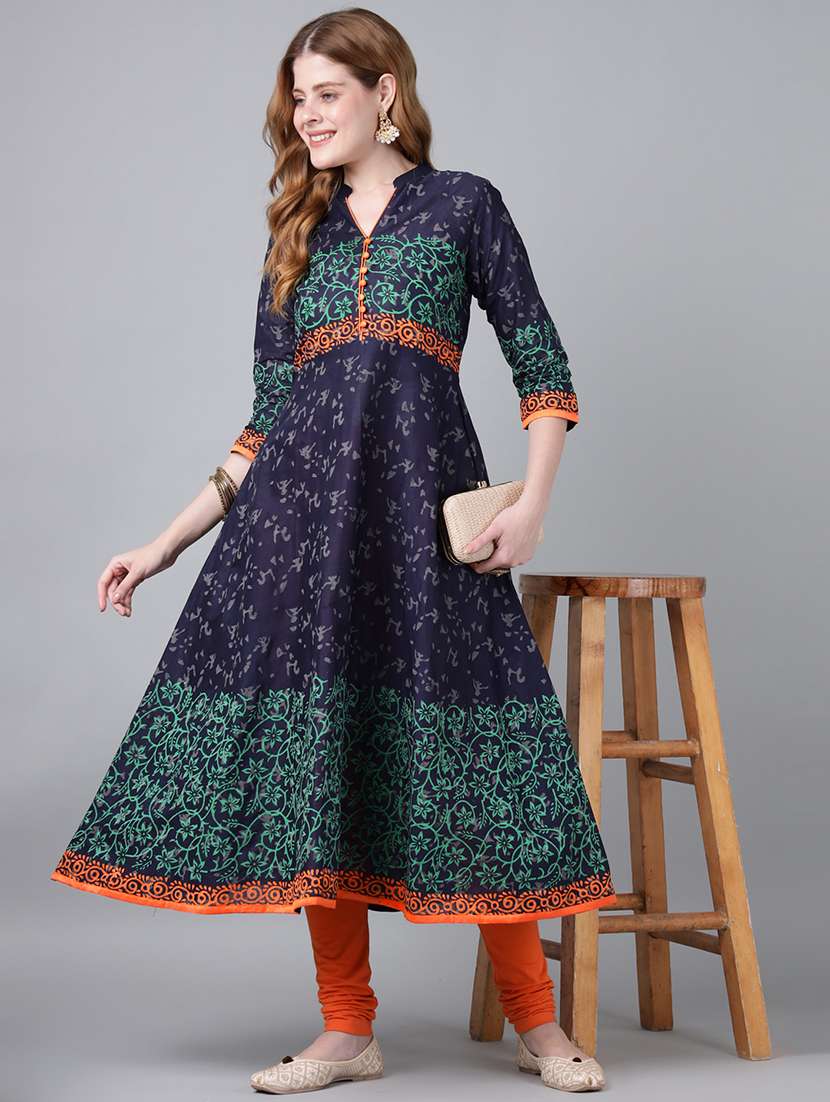 women printed three quarter sleeve anarkali kurta