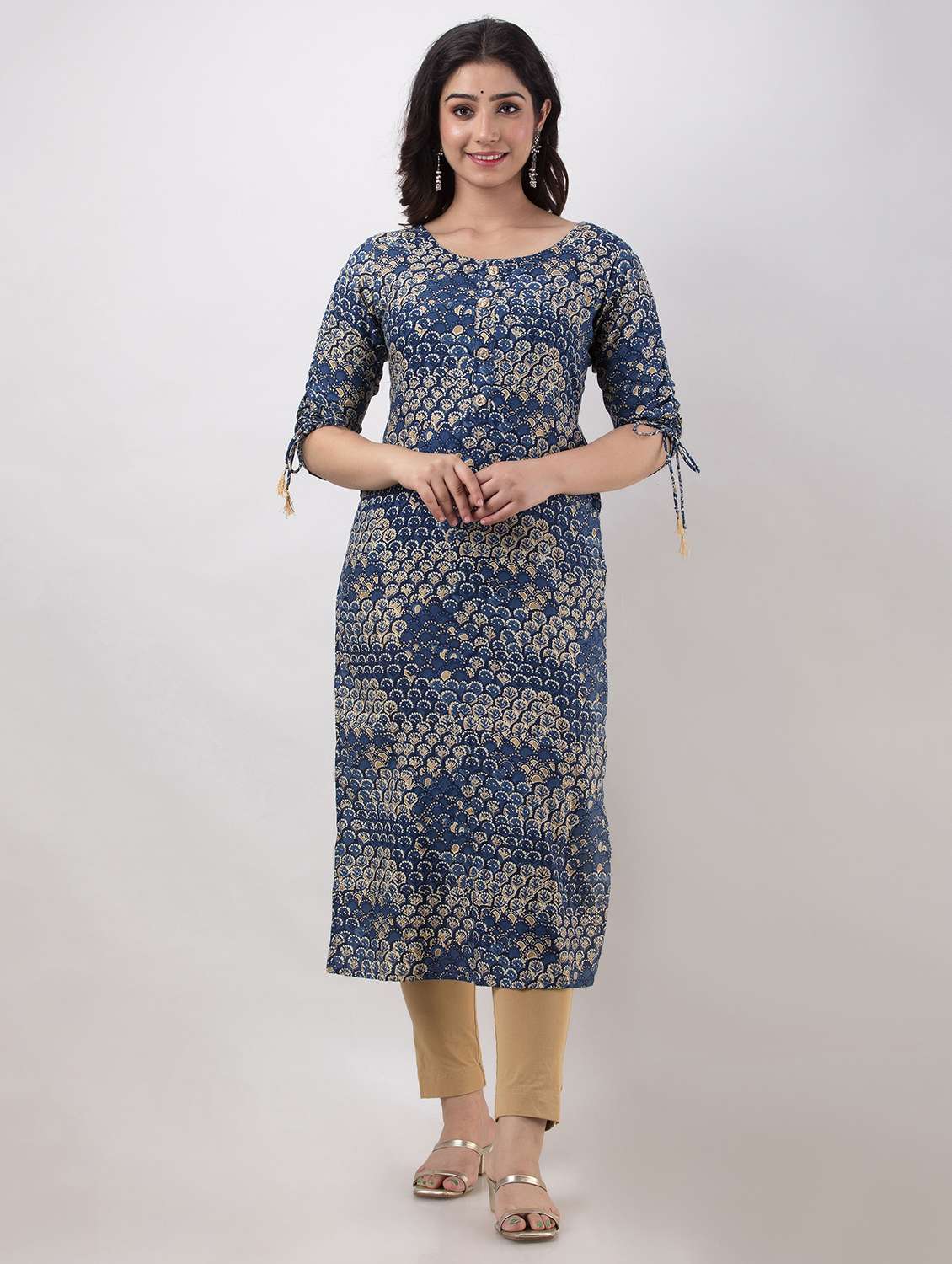 women printed elbow sleeve straight kurta