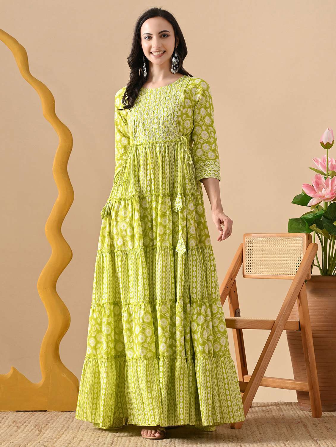 women printed three quarter sleeve ethnic dress