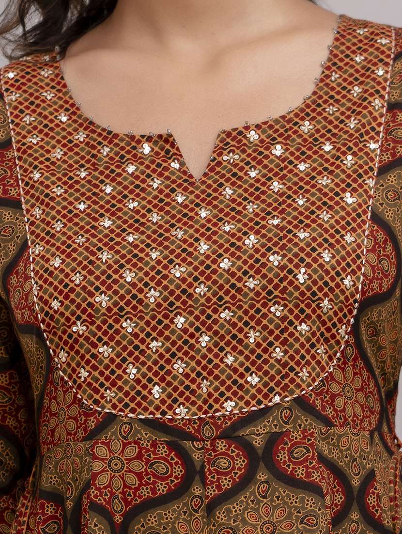women printed three quarter sleeve ethnic dress - 22316980 -  Standard Image - 5