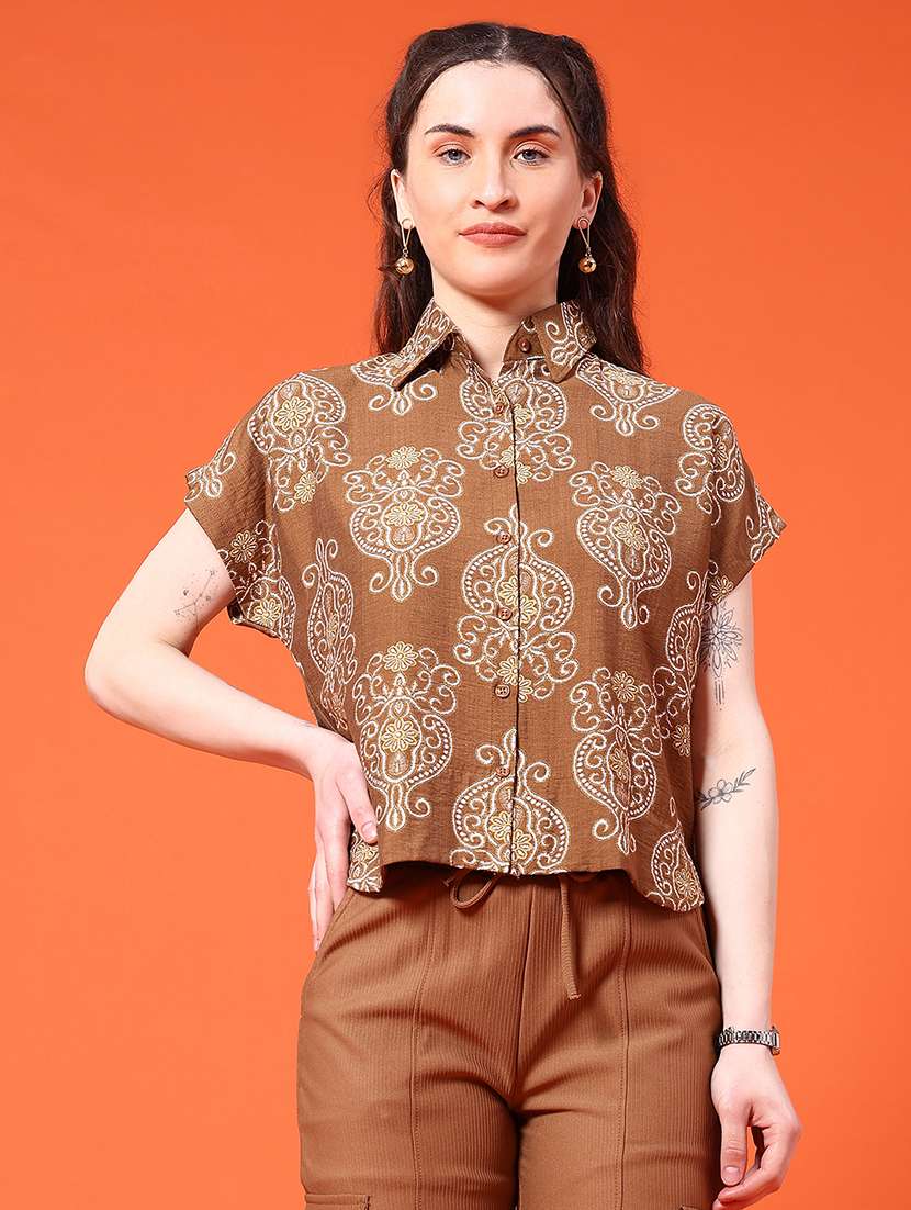 women printed collared short sleeve shirt