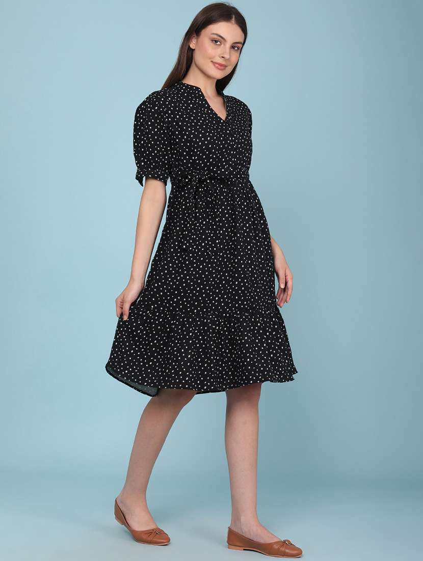 women printed short sleeves tiered dress - 22317337 -  Standard Image - 3