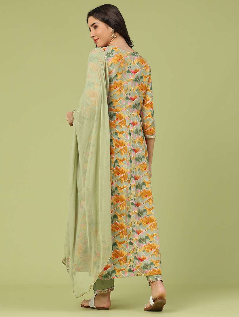 women printed three quarter sleeve kurta pant with dupatta set - 22317387 -  Standard Image - 3
