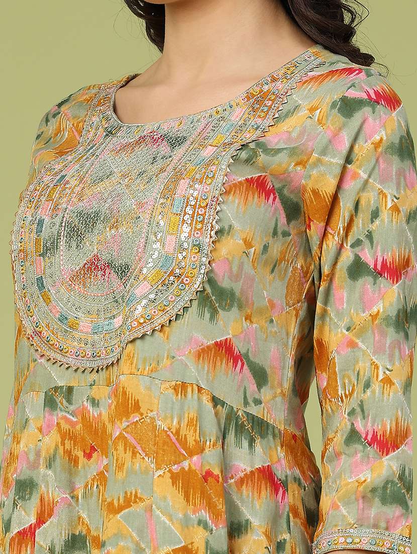 women printed three quarter sleeve kurta pant with dupatta set - 22317387 -  Standard Image - 5
