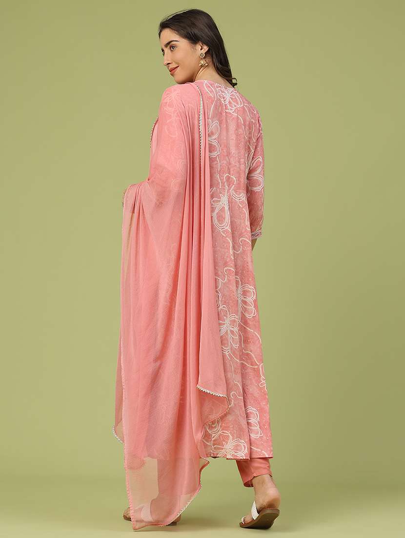 women floral three quarter sleeve kurta pant with dupatta set - 22317395 -  Standard Image - 3