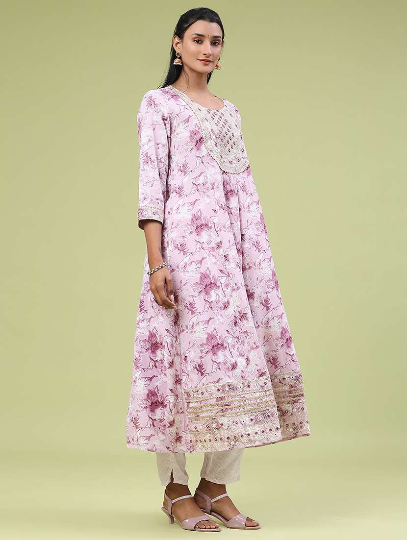 women floral three quarter sleeve kurta pant with dupatta set - 22317412 -  Standard Image - 3