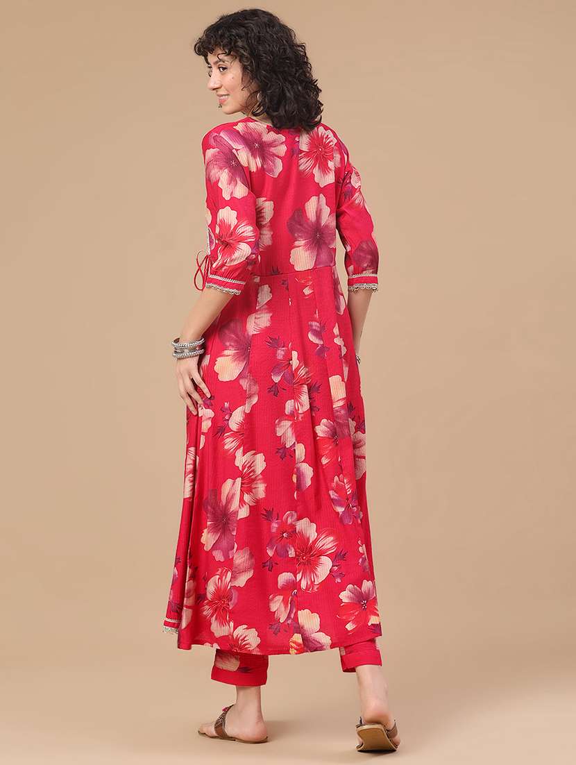 women printed three quarter sleeves kurta pant set with dupatta - 22317457 -  Standard Image - 3