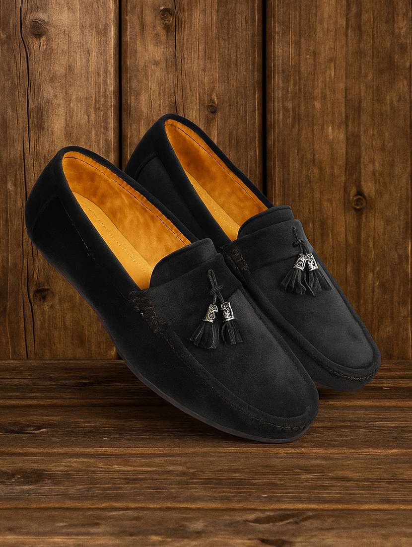men black slip on loafer