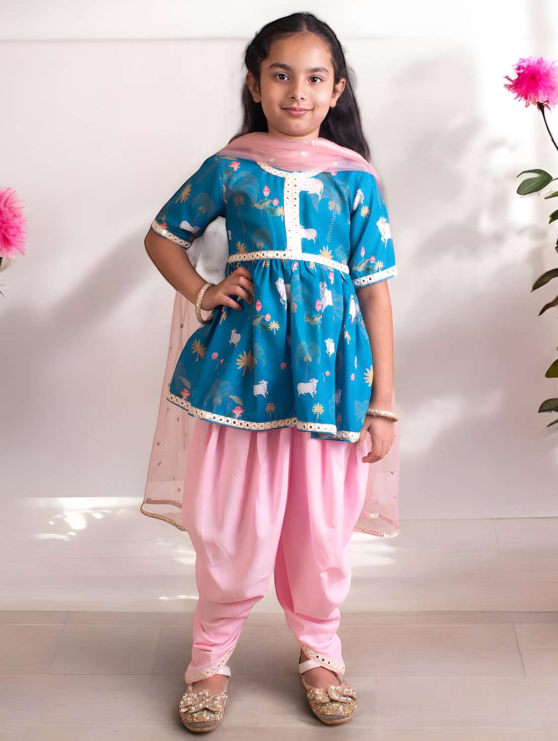 girls printed kurta and salwar set