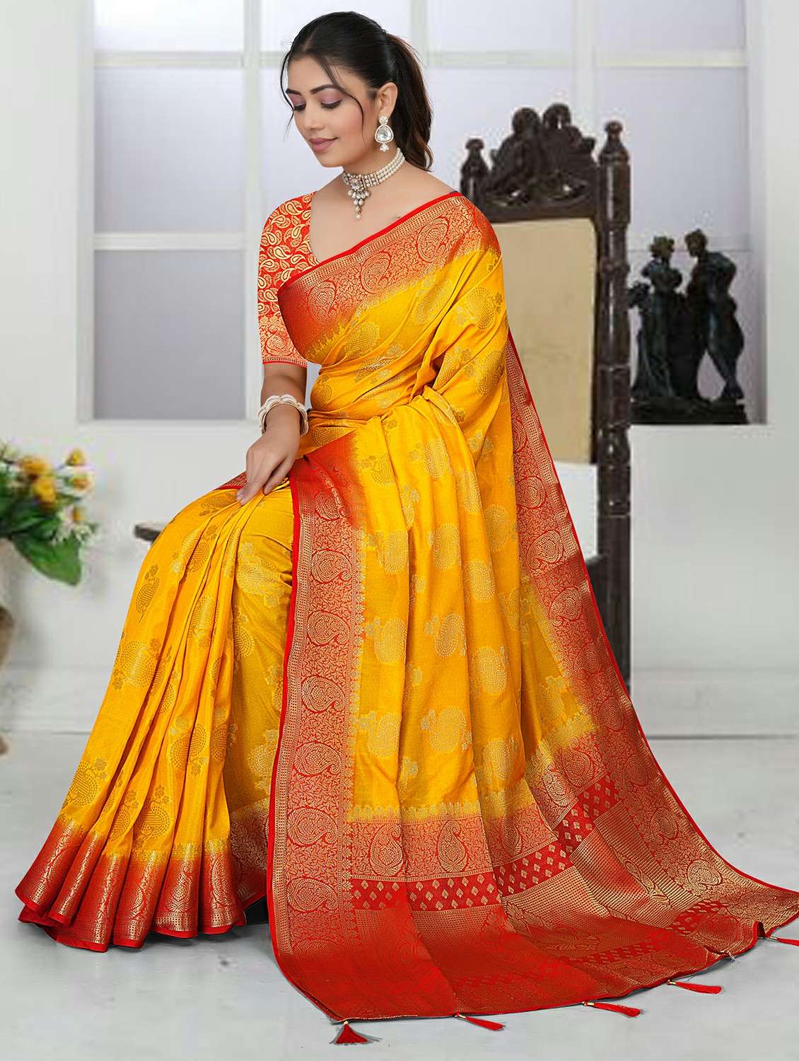 women self design bordered saree with blouse - 22317638 -  Standard Image - 3