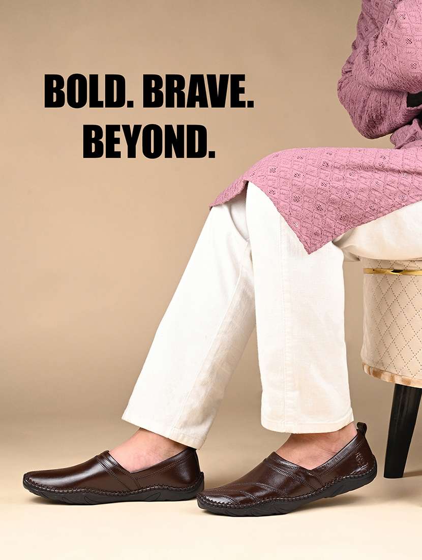 men brown slip on mojari - 22317744 -  Standard Image - 5