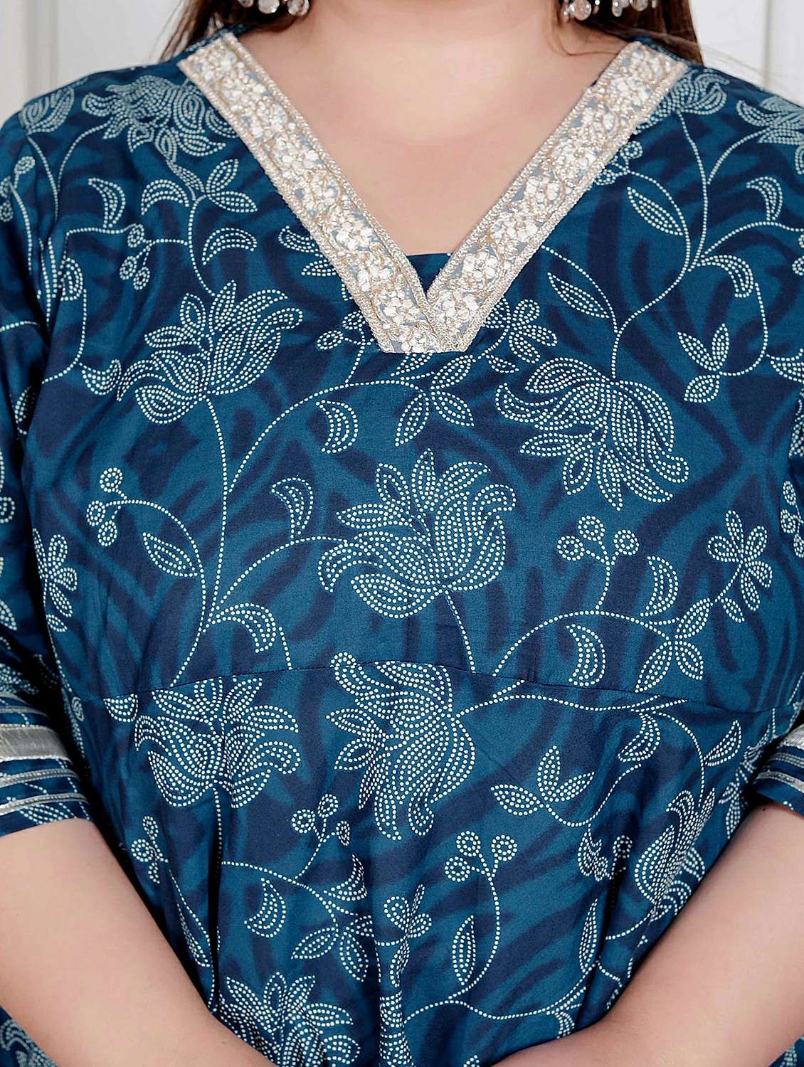 women plus size floral three quarter sleeve anarkali kurta - 22317751 -  Standard Image - 3