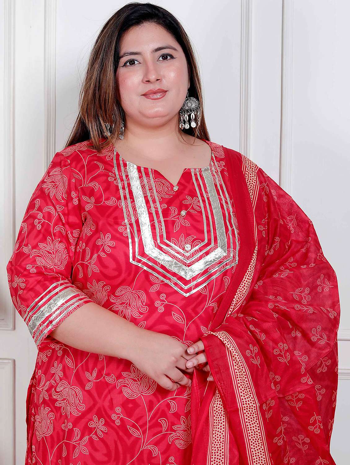 women plus size floral three quarter sleeve kurta palazzo with dupatta set - 22317765 -  Standard Image - 3