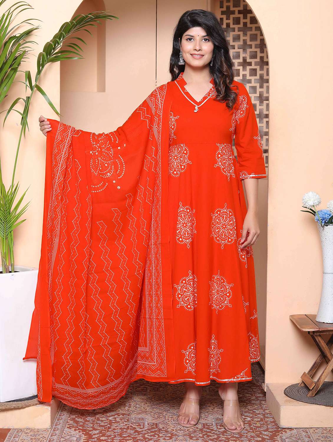 women printed three quarter sleeve kurta with dupatta set