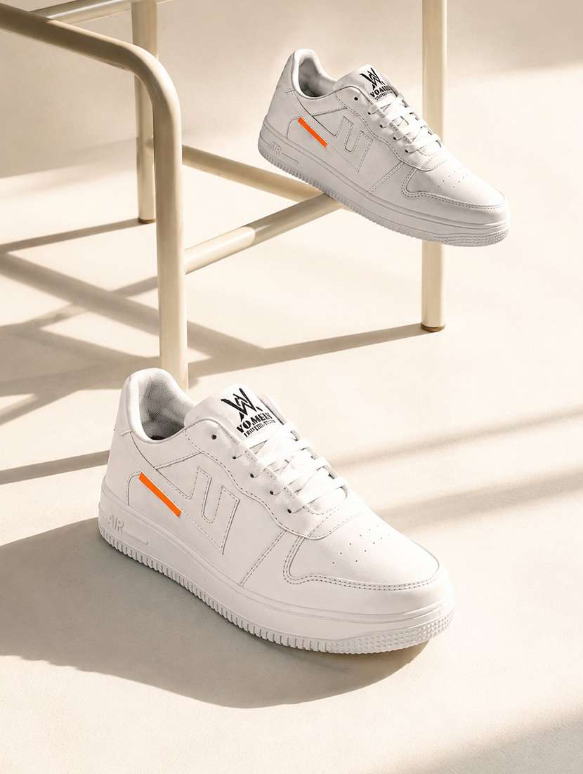 men solid lace up sneaker