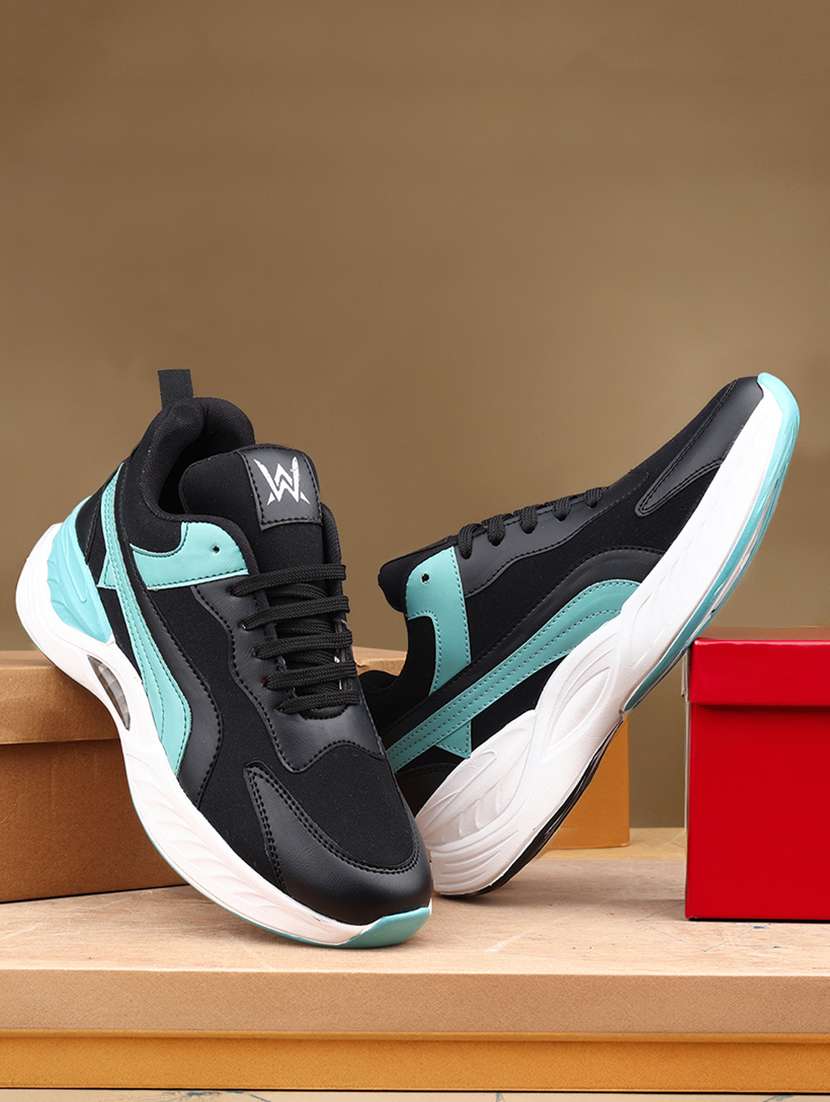 men black lace up sport shoe