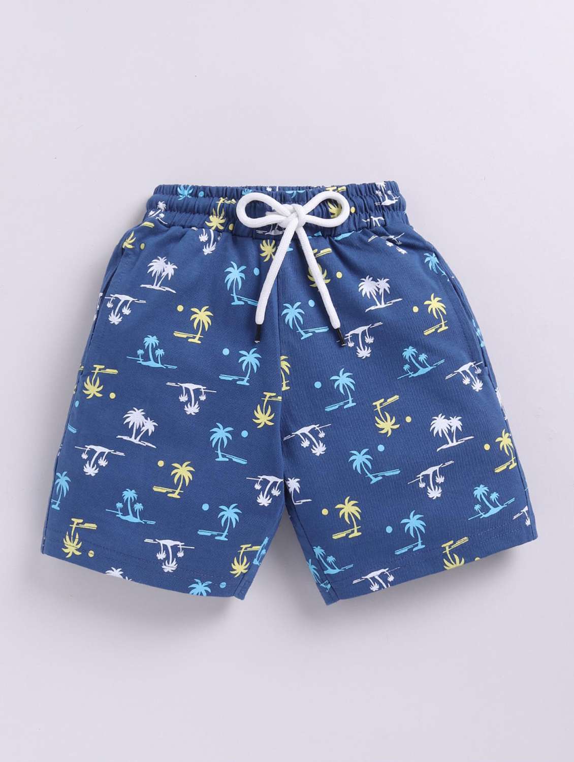 boys printed mid rise shorts