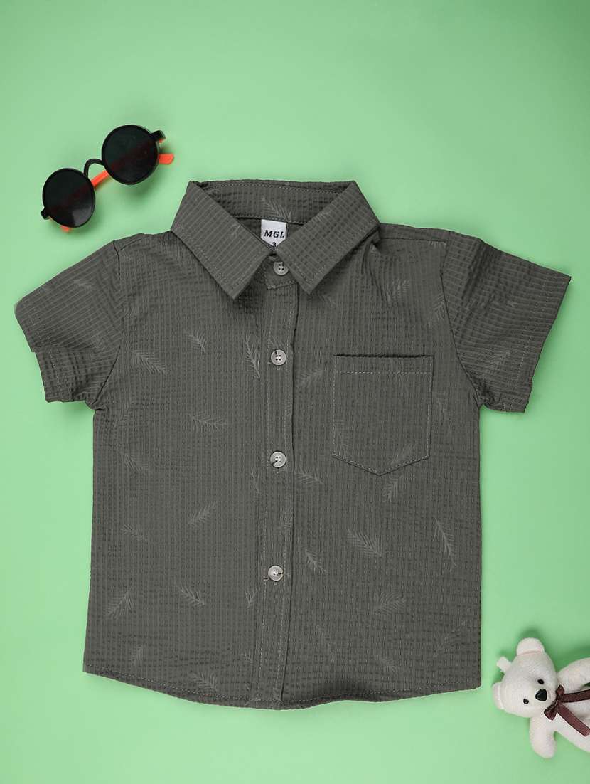 boys collared short sleeve shirt