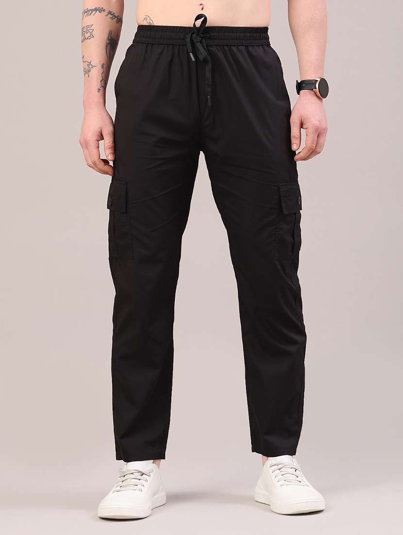 men solid mid rise regular fit cargo 